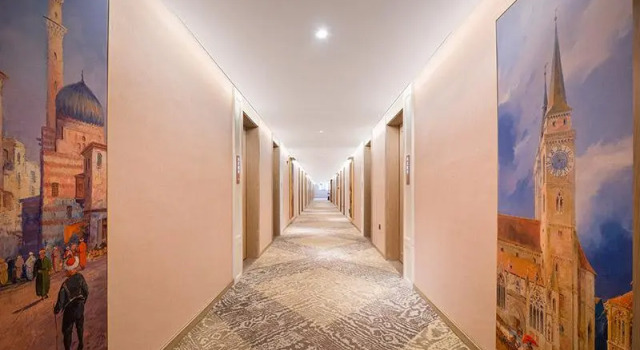Vienna Hotel Lincang New Asia Pacific Times Square, Prenota Hotel Lincang Yunnan