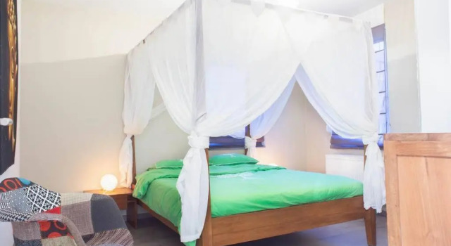 Maison 3 chambres proximité aéroport et grand axes, Buchen Sie Hotel Jumet Provinz Hennegau