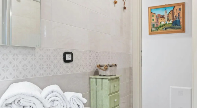 Contemporary Holiday Home in Camaiore With Swimming Pool, Reserva ahora Hotel Hoteles en Casoli con piscina, Piscina