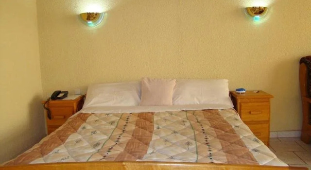 Ninzi Hill, Rezervați Hotel Kigali Nyarugenge, aproape de Inema Art Centre