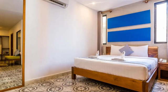 Полулюкс Home Chic Hotel