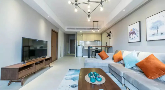 Люкс с 2 комнатами с балконом Timtime Hotel