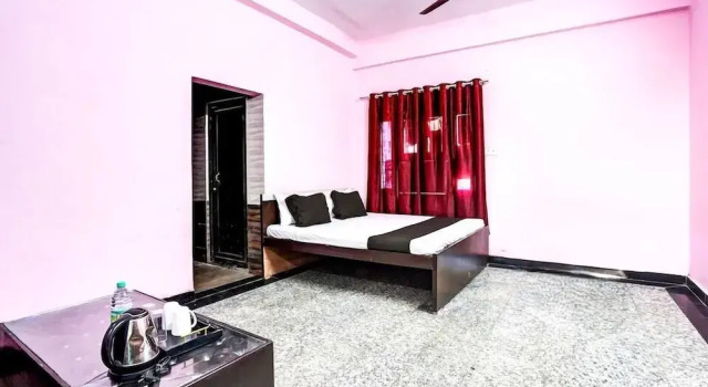 Hotel Radhey inn
