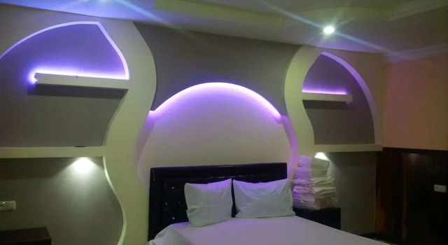 Erzrum Hotel And Restaurant Complex, Забронировать Отель Отели Котайкская области с бассейном, Бассейн