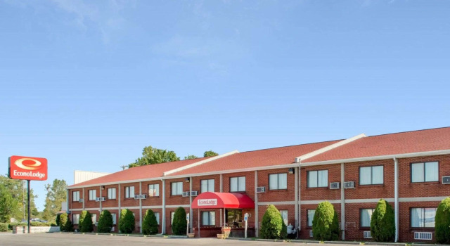 Econo Lodge Darien Lakes, Buchen Sie Hotel Korfu New York State