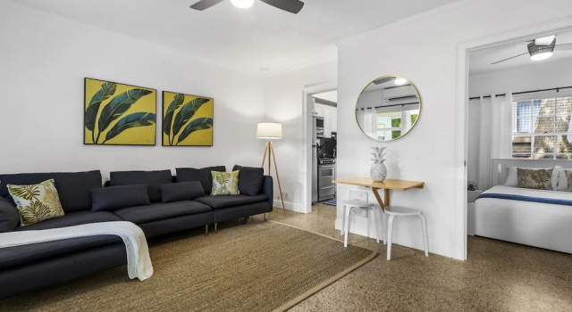 Коттедж Deluxe c 1 комнатой Alani Bay Villas