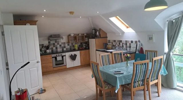 Апартаменты Shell Hill 3-bed Apt, Sleeps 6, 15 Mins to Beach