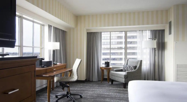 Номер Standard Hartford Marriott Downtown