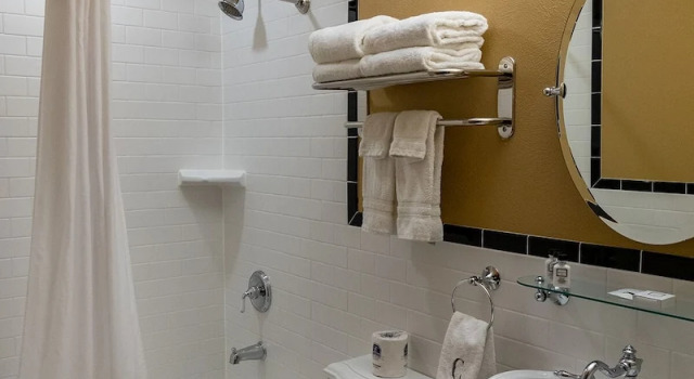 Номер Standard The Calvert Hotel