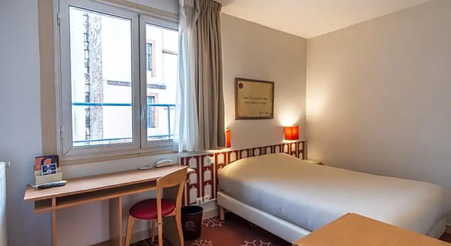Номер Superior Hôtel Le Moderne