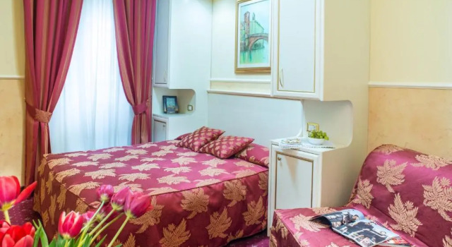 Трёхместный номер Standard Hotel Anfiteatro Flavio