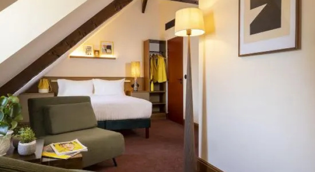 Полулюкс Hotel Ernest