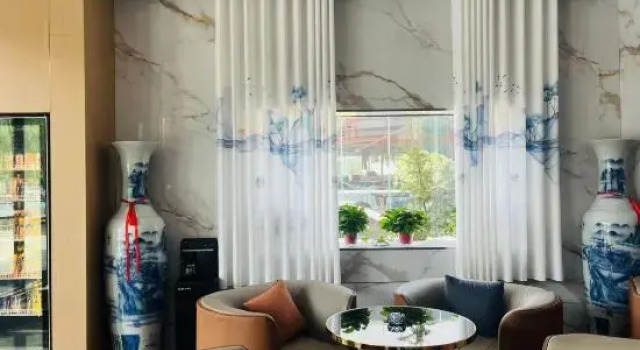 fan fan, Book Hotel Jincheng Shanxi