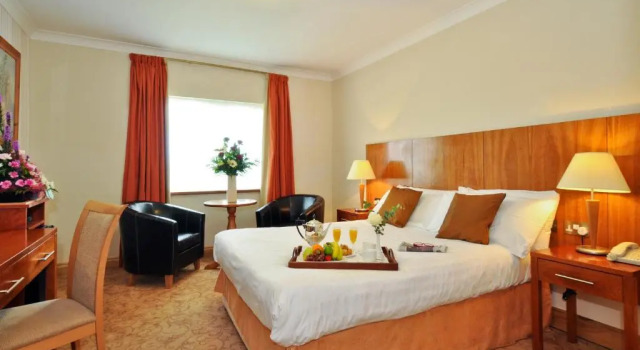 Трёхместный номер Standard Broadhaven Bay Hotel