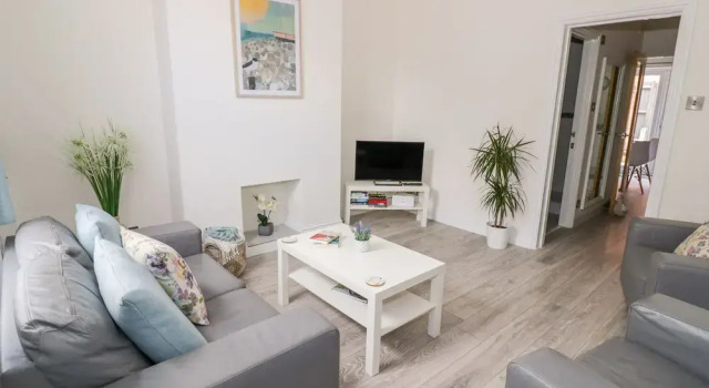 Midsummer Cottage, Забронировать Дом для отпуска Коттеджи Уорикшир, Коттедж