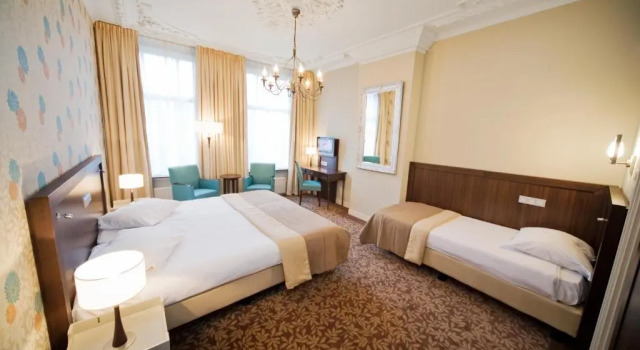 Трёхместный номер Standard Hotel Van Walsum