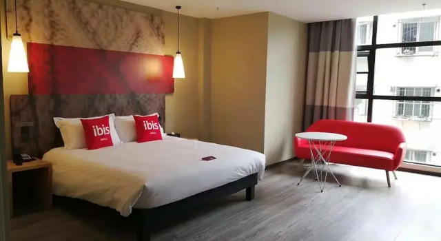 Номер Superior Ibis Guangyuan City Square Hotel