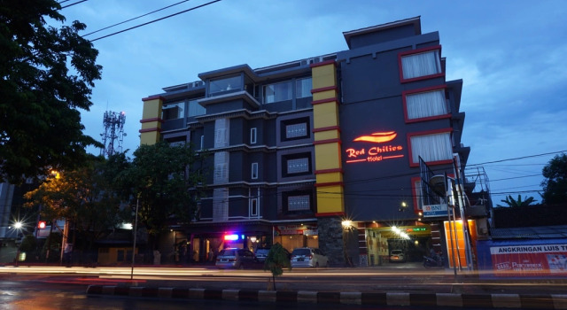 Red Chilies Hotel