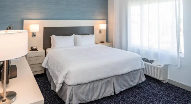 Двухместный люкс c 1 комнатой TownePlace Suites by Marriott Port St. Lucie I-95