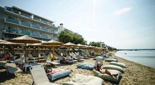 Апартаменты Apartment 100 square meters in perea 40 meters away from the sea