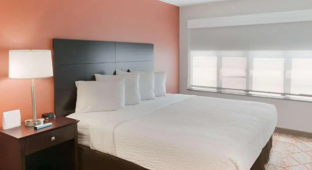 Четырёхместный люкс с 2 комнатами Spark By Hilton Hummelstown Hershey