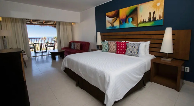 Номер Standard oceanfront Grand Decameron Los Cabos, A Trademark All-Inclusive Resort