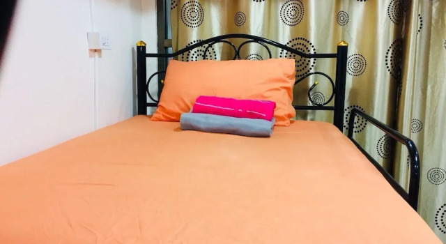 Кровать в общем номере с балконом Interpartie Hotel - Adults Only - Hostel