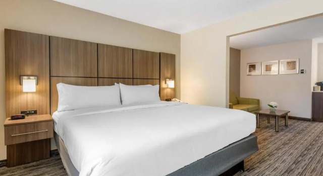 Двухместный люкс с видом на море Holiday Inn Melbourne-Viera Conference Ctr by IHG
