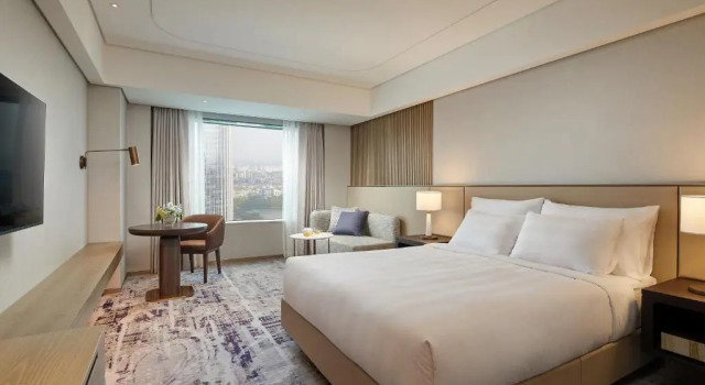Двухместный номер Deluxe с видом на озеро Lotte Hotel World