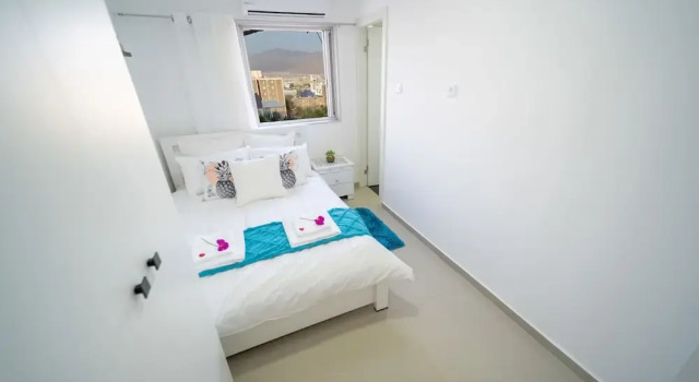 YalaRent SeaView 3BR APT - Families only