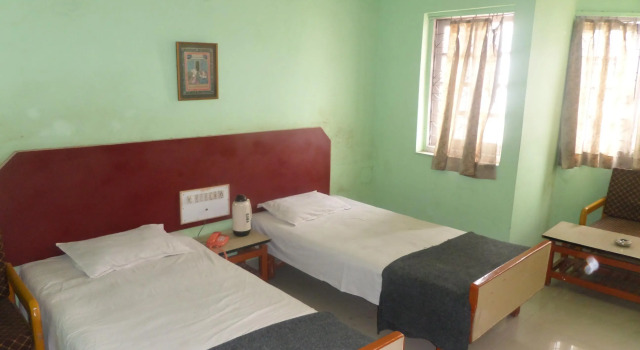 Hotel Chanakya -Ahmednagar, Rezerwuj Hotel Ahmednagar 