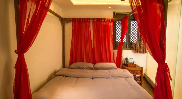 Dream In Tang Dynasty Inn, Забронировать Отель Лицзян Юньнань, рядом с Улица Сквер-стрит Древнего города Даянь