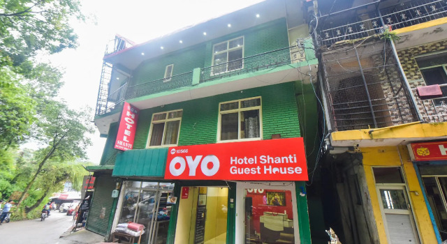 OYO 10566 Hotel Shanti Guest House