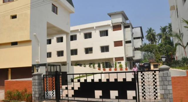 Shivaprasad Grand, Rezervovat Hotel Hotely v Bangalore s parkováním, Parkování