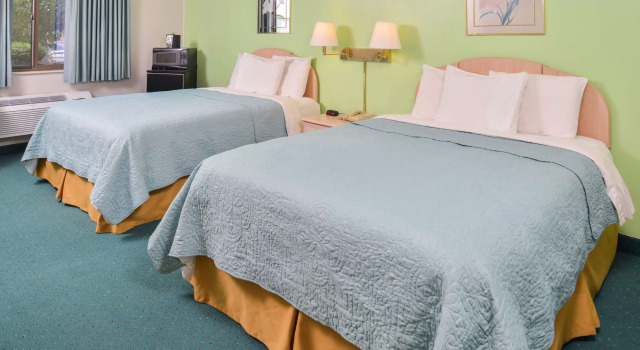 Четырёхместный номер Standard Americas Best Value Inn & Suites - Bluffton