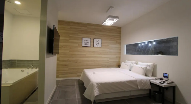 Номер Deluxe The Zenith Hotel
