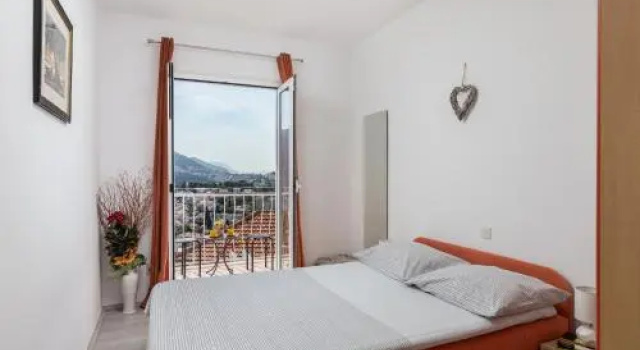 Apartment Mirna, Забронировать Апартаменты/квартира Отели Дубровника с парковкой, рядом с Пляж Корал, Парковка