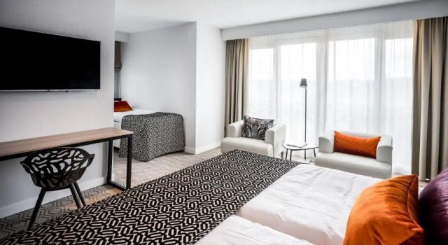 Трёхместный номер Deluxe Van der Valk Hotel Maastricht
