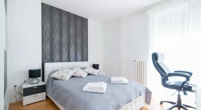 Apartment Anteo, Prenota Appartamento Splitska 