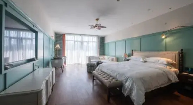 Семейный люкс Meet Arcade Building Hotels