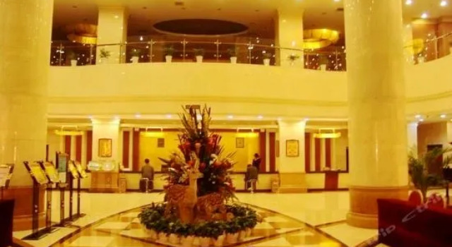 Guangming Hotel Weinan, Boek Hotel Hotels in Shaanxi met parkeren, Parkeren