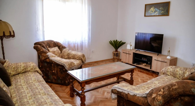 Apartment Nikola, Забронировать Апартаменты/квартира Радановичи 