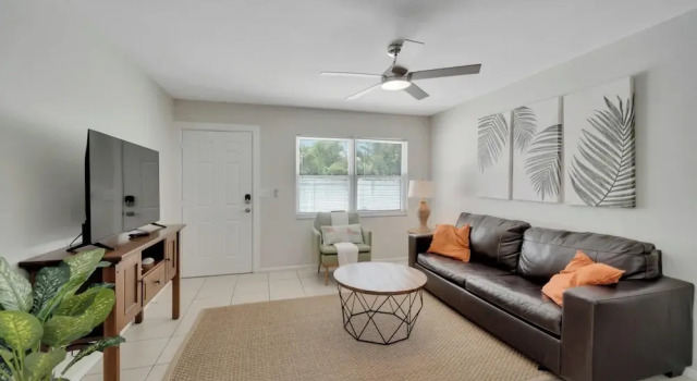 1053 Apollo Beach Blvd, Unit 5, Book Lejlighedshotel Apollo Beach Florida