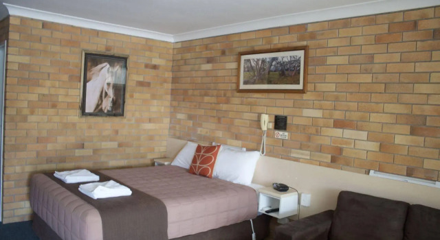 Buckaroo Motor Inn, Buchen Sie Hotel Warwick Queensland