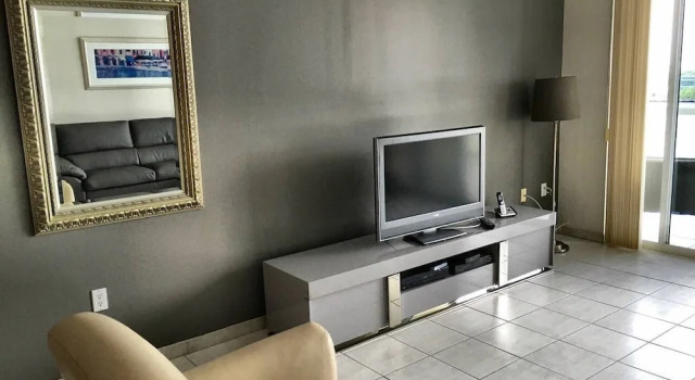 Le Golden Bay 906- 6 People, Sunny Isles Str-01044, Varaa Hotelli Hotellit Miami Beach uima-altaalla, Uima-allas