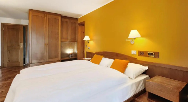 Двухместный номер Standard с балконом Hotel Spol