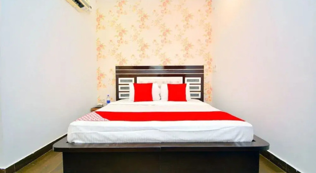 Hotel Celebration Inn by OYO Rooms, Book Hotel Ludhiana Punjab