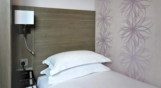 Номер Standard Bromley Court Hotel London