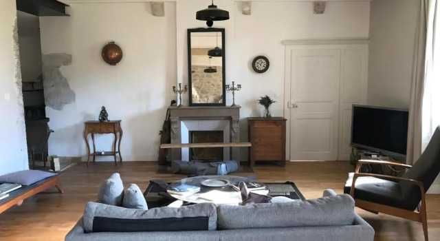 Коттедж Golf Val de Sorne Vernantois Maison vigneronne