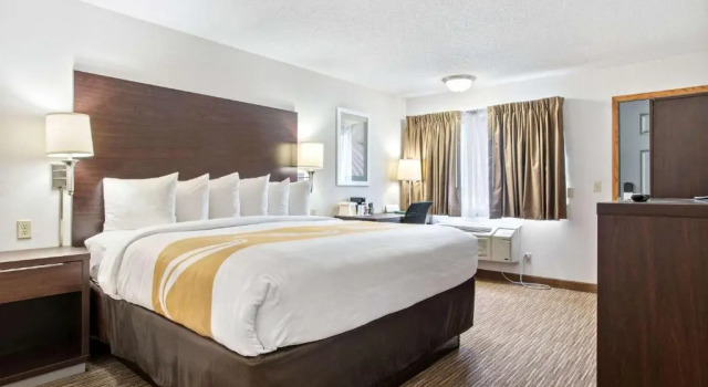 Номер Standard EverSpring Inn & Suites
